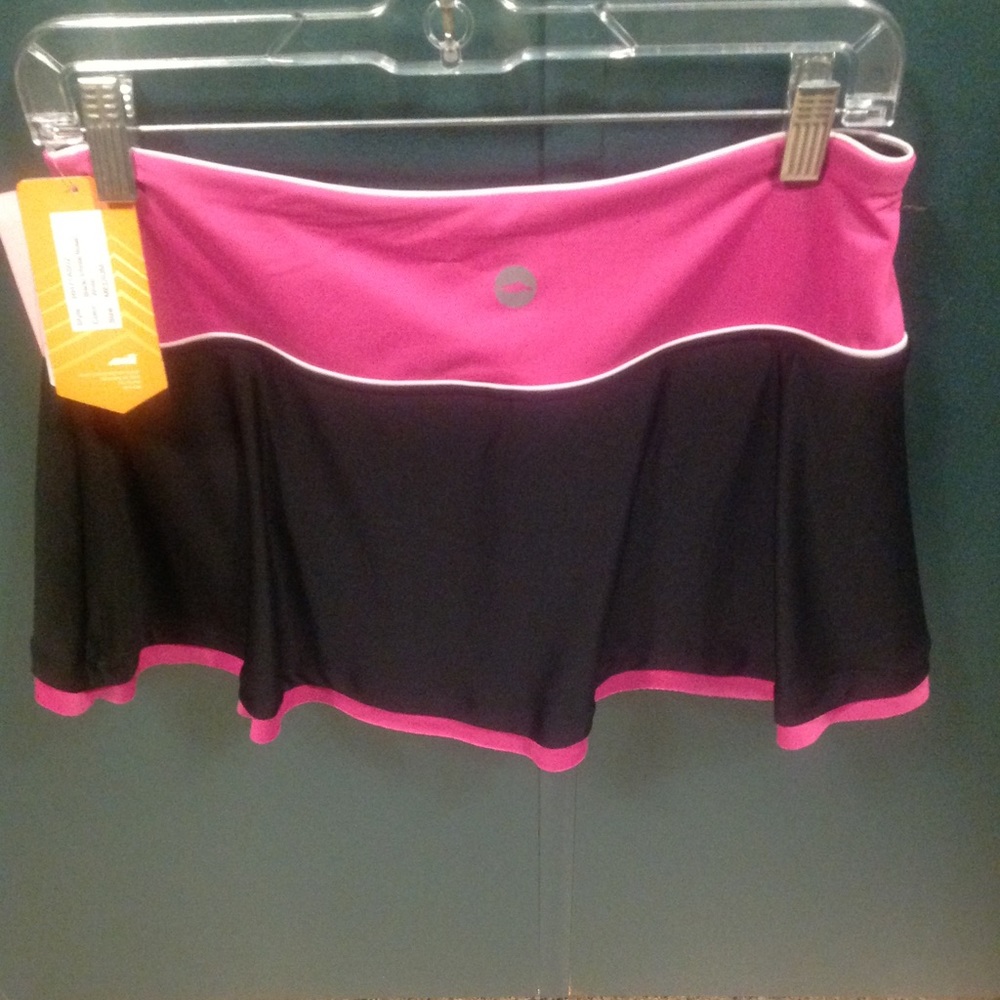 NWT tennis skirt
